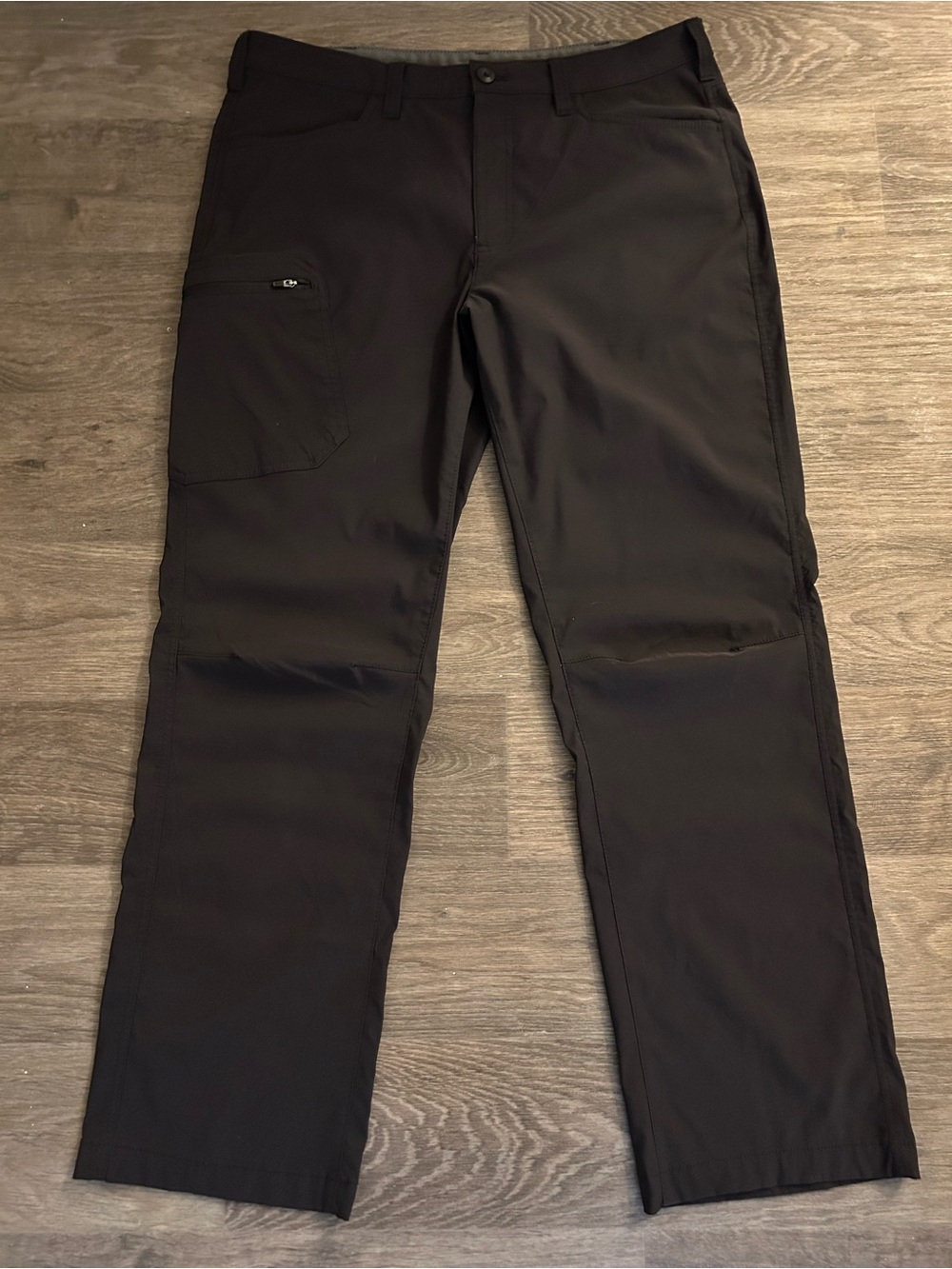 Eddie Bauer Men's Rainier Pants in Black
